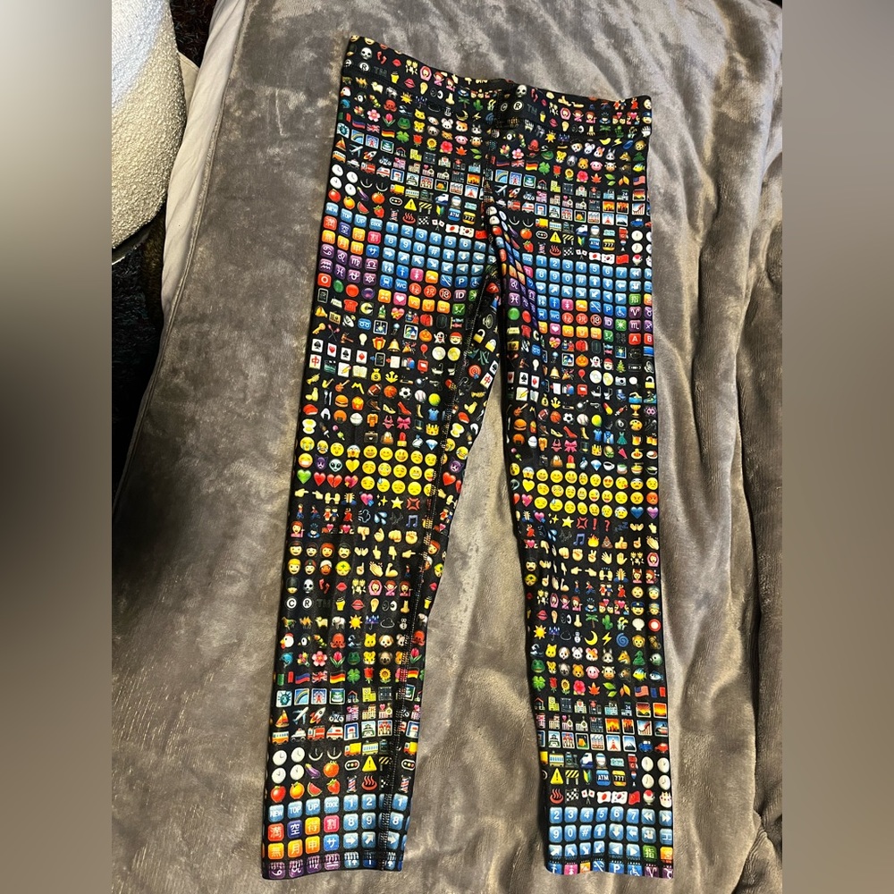Terez emoji leggings small